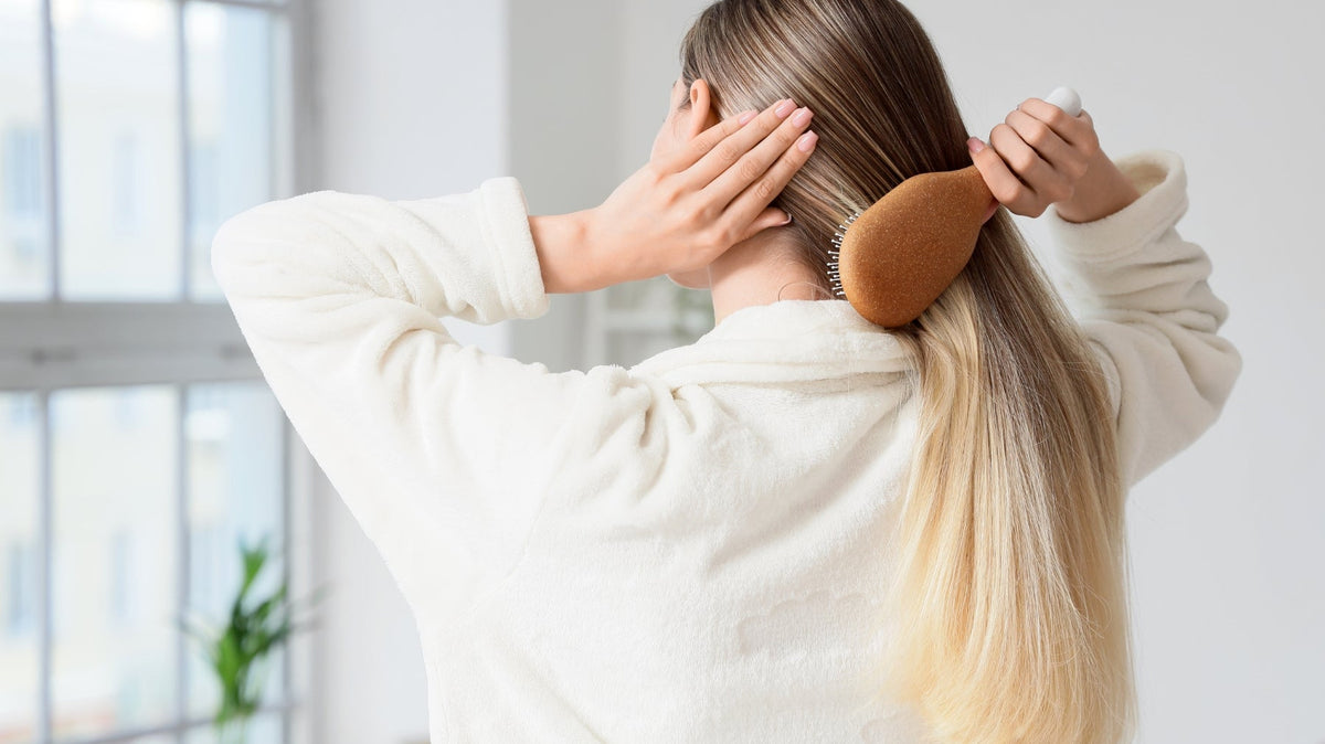 How to Detangle Hair Without Causing Breakage