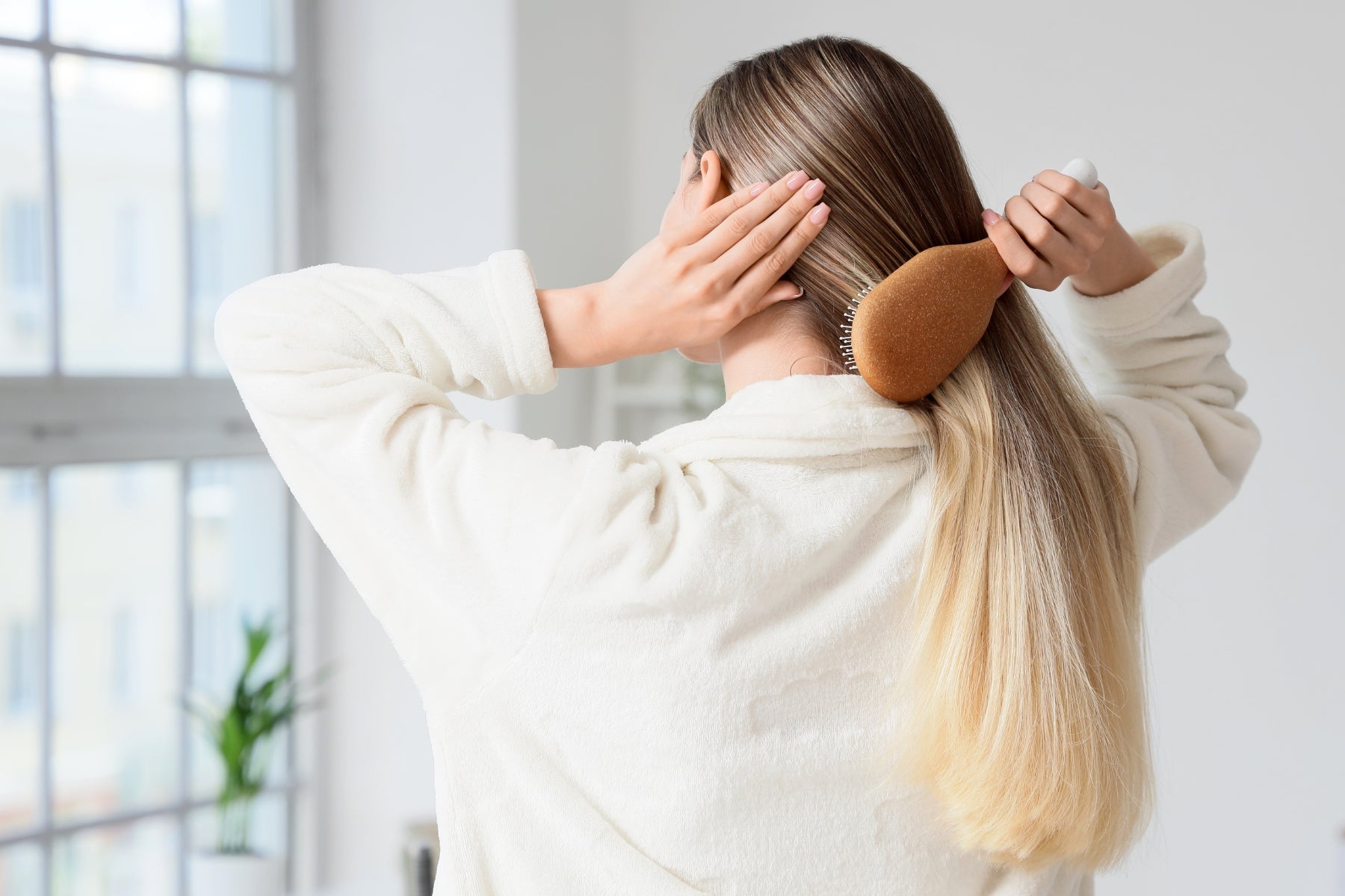 How to Detangle Hair Without Causing Breakage