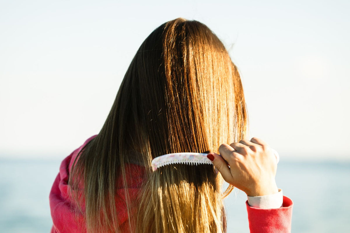 How to Refresh Second-Day Hair Without Washing